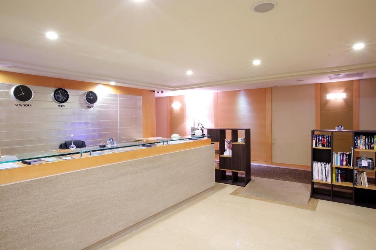 Jin Hua Hotel Luodong Extérieur photo