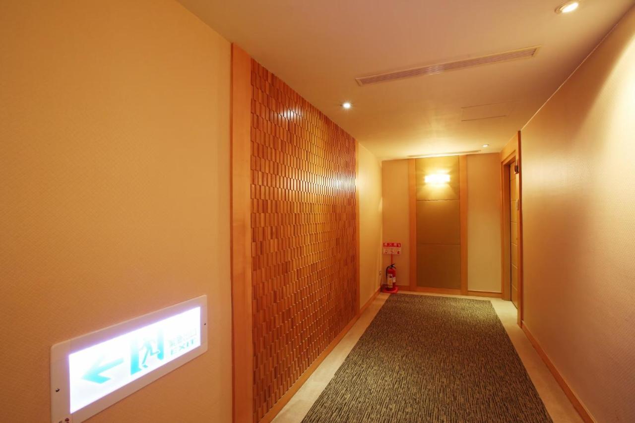 Jin Hua Hotel Luodong Extérieur photo