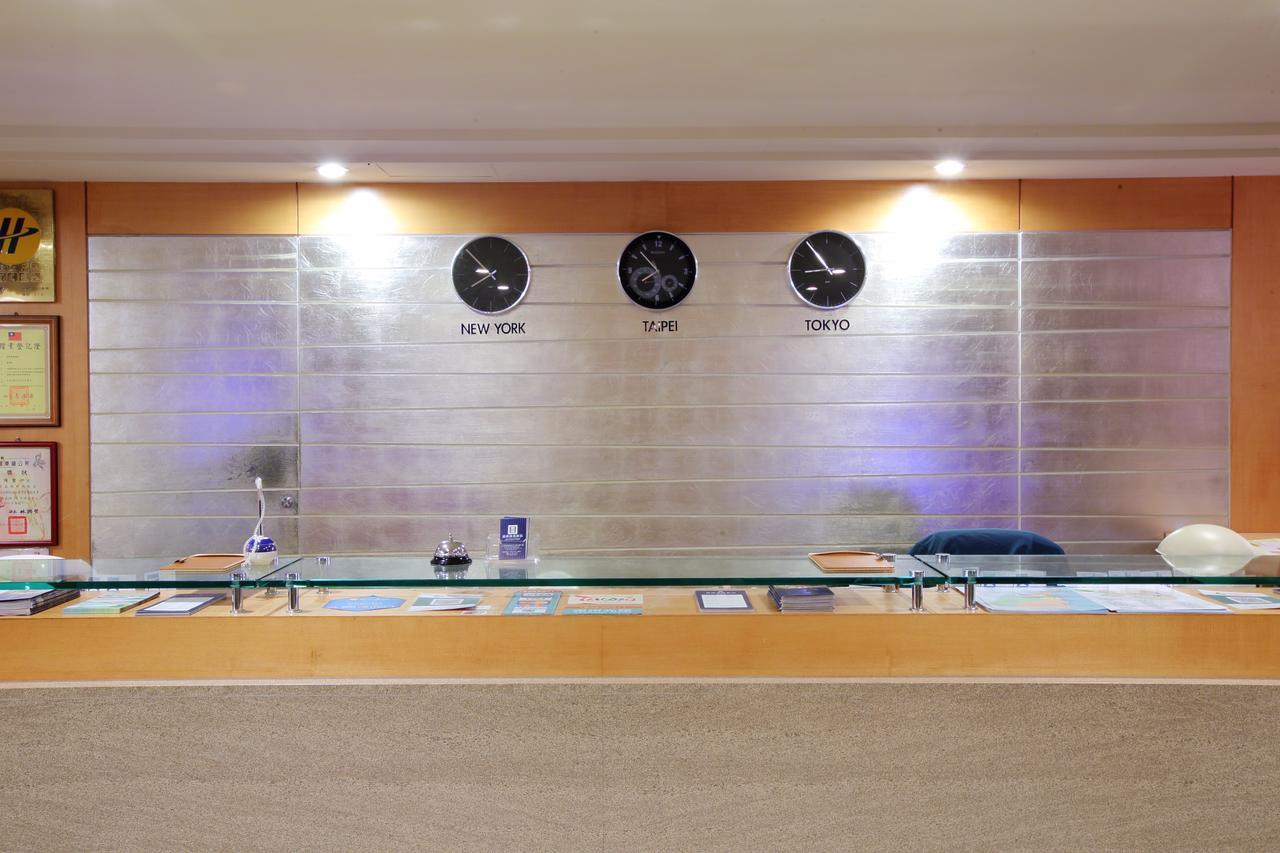 Jin Hua Hotel Luodong Extérieur photo