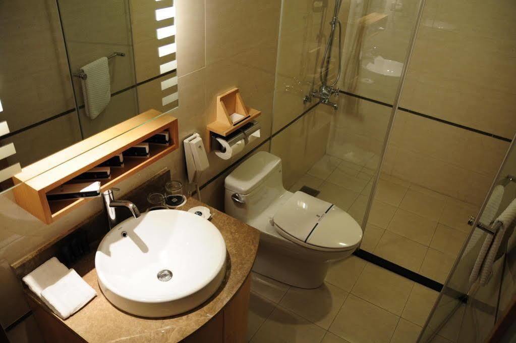 Jin Hua Hotel Luodong Extérieur photo